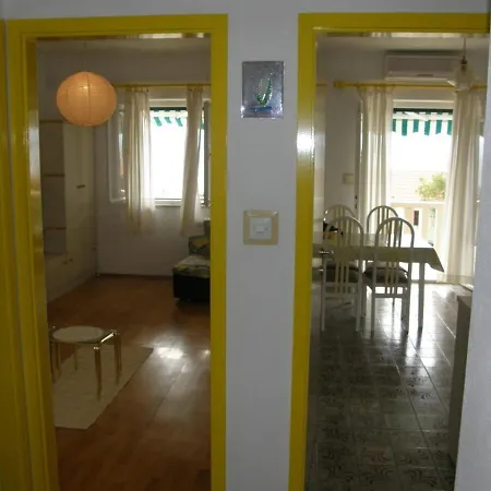 Apartment In With Sea View, Balcony, Air Conditioning, Wifi 3416-2 *
